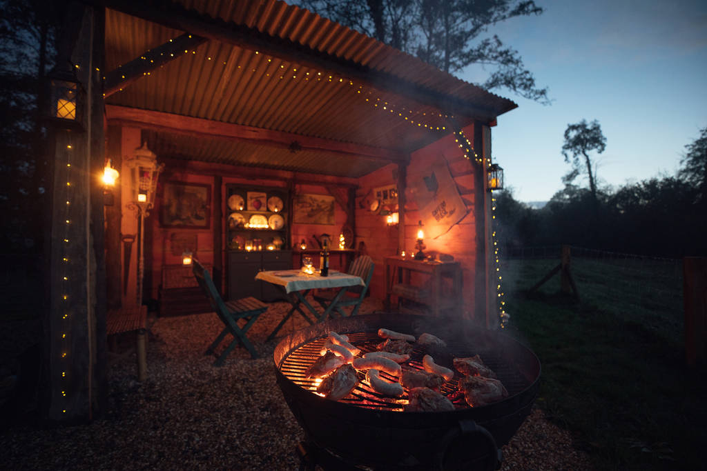 Kadai fire pit and barbecue at Millie The Hut
